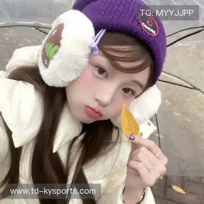 裴允盼